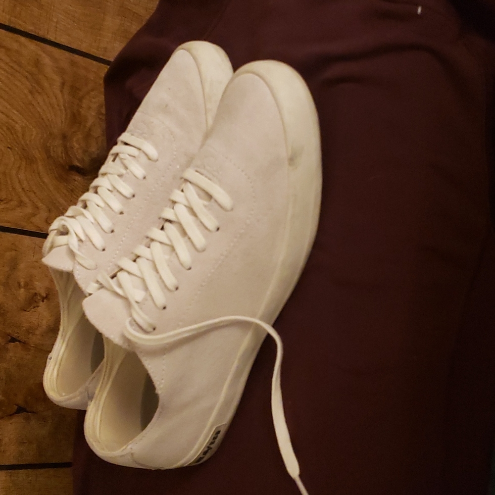 Mens Bea Vees sneakers
